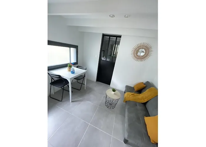 아파트 Independant Hyper Centre