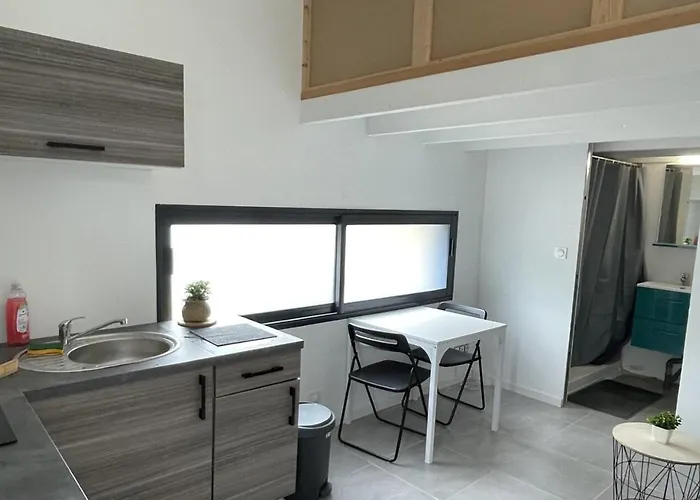 Independant Hyper Centre 아파트